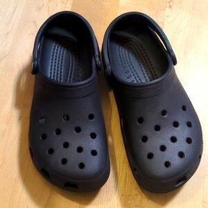 Classic Navy Crocs size 8M 10W